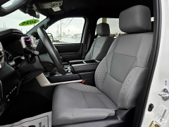 Used 2025  Toyota Tundra 4WD CrewMax 5&period;5' Bed &lpar;Natl&rpar; at Auto Finance Center near Matthews&comma; NC