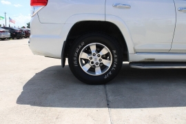 Used 2013  Toyota 4Runner RWD 4dr V6 &lpar;Natl&rpar; at Auto Finance Center near Matthews&comma; NC