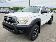 Used 2015  Toyota Tacoma 2WD Double Cab I4 AT PreRunner &lpar;Natl&rpar; at Auto Finance Center near Matthews&comma; NC