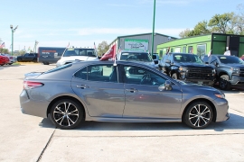 Used 2019  Toyota Camry Auto &lpar;Natl&rpar; at Auto Finance Center near Matthews&comma; NC