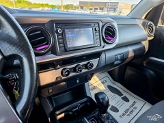 Used 2017  Toyota Tacoma Double Cab 6' Bed V6 4x2 AT &lpar;Natl&rpar; at Auto Finance Center near Matthews&comma; NC