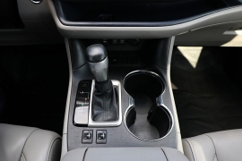 Used 2019  Toyota Highlander V6 FWD &lpar;Natl&rpar; at Auto Finance Center near Matthews&comma; NC