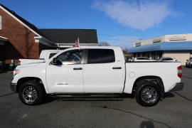 Used 2017  Toyota Tundra 2WD CrewMax SR5 4&period;6L at Auto Finance Center near Matthews&comma; NC