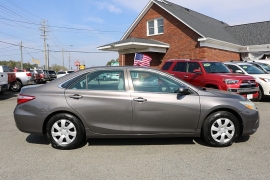 Used 2016  Toyota Camry 4dr Sdn I4 Auto &lpar;Natl&rpar; at Auto Finance Center near Matthews&comma; NC