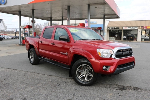 Used 2012 Toyota Tacoma 2WD Double Cab PreRunner V6 Short Bed at Auto Finance Center near Matthews, NC