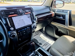Used 2016  Toyota 4Runner RWD 4dr V6 &lpar;Natl&rpar; at Auto Finance Center near Matthews&comma; NC