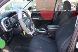 Used 2018  Toyota Tacoma Double Cab 5' Bed V6 4x2 AT &lpar;Natl&rpar; at Auto Finance Center near Matthews&comma; NC