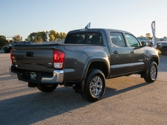 Used 2016  Toyota Tacoma 4WD Double Cab V6 (Natl) at Auto Finance Center near Matthews, NC