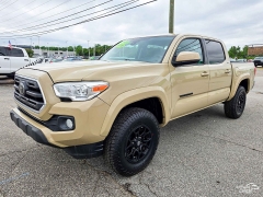 Used 2019  Toyota Tacoma 2WD Double Cab 5' Bed V6 AT &lpar;Natl&rpar; at Auto Finance Center near Matthews&comma; NC