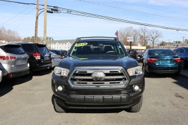 Used 2018  Toyota Tacoma Double Cab 5' Bed V6 4x2 AT &lpar;Natl&rpar; at Auto Finance Center near Matthews&comma; NC
