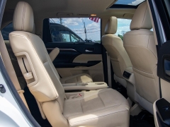 Used 2018 Toyota Highlander Limited V6 FWD (Natl) at Auto Finance Center near Matthews, NC