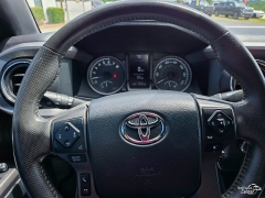 Used 2017  Toyota Tacoma Double Cab 5' Bed V6 4x4 &lpar;Natl&rpar; at Auto Finance Center near Matthews&comma; NC