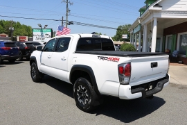 Used 2022  Toyota Tacoma 4WD Double Cab 5' Bed V6 &lpar;Natl&rpar; at Auto Finance Center near Matthews&comma; NC