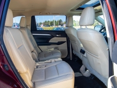 Used 2015  Toyota Highlander 4d SUV AWD XLE at Auto Finance Center near Matthews&comma; NC