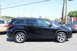 Used 2018 Toyota Highlander Limited V6 FWD (Natl) at Auto Finance Center near Matthews, NC