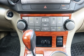 Used 2009 Toyota Highlander FWD 4dr V6 Limited (Natl) at Auto Finance Center near Matthews, NC