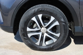 Used 2018  Toyota RAV4 LE FWD &lpar;Natl&rpar; at Auto Finance Center near Matthews&comma; NC