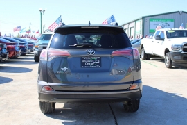 Used 2018  Toyota RAV4 LE FWD &lpar;Natl&rpar; at Auto Finance Center near Matthews&comma; NC