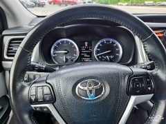 Used 2016  Toyota Highlander AWD 4dr V6 Limited &lpar;Natl&rpar; at Auto Finance Center near Matthews&comma; NC