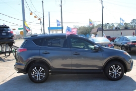 Used 2018  Toyota RAV4 LE FWD &lpar;Natl&rpar; at Auto Finance Center near Matthews&comma; NC