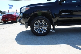 Used 2016  Toyota Tacoma 4WD Double Cab Limited at Auto Finance Center near Matthews&comma; NC