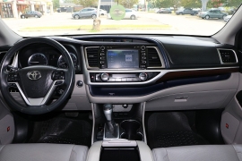 Used 2016  Toyota Highlander FWD 4dr V6 Limited &lpar;Natl&rpar; at Auto Finance Center near Matthews&comma; NC