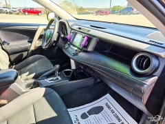 Used 2018  Toyota RAV4 FWD &lpar;Natl&rpar; at Auto Finance Center near Matthews&comma; NC