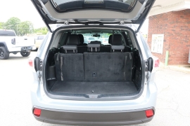 Used 2015 Toyota Highlander 4d SUV FWD XLE at Auto Finance Center near Matthews, NC