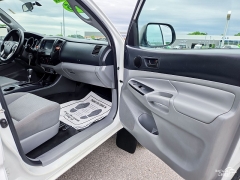 Used 2015  Toyota Tacoma 2WD Double Cab I4 AT PreRunner &lpar;Natl&rpar; at Auto Finance Center near Matthews&comma; NC