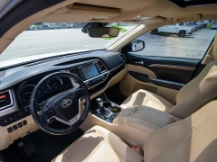 Used 2018 Toyota Highlander Limited V6 FWD (Natl) at Auto Finance Center near Matthews, NC