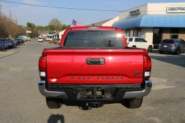 Used 2020  Toyota Tacoma 2WD Double Cab 5' Bed V6 AT &lpar;Natl&rpar; at Auto Finance Center near Matthews&comma; NC