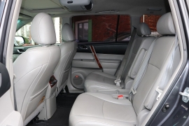 Used 2013  Toyota Highlander 4d SUV AWD Limited at Auto Finance Center near Matthews&comma; NC