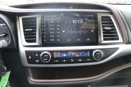 Used 2015  Toyota Highlander FWD 4dr V6 LE &lpar;Natl&rpar; at Auto Finance Center near Matthews&comma; NC