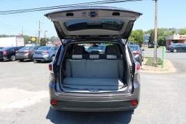 Used 2014  Toyota Highlander AWD 4dr V6 LE &lpar;Natl&rpar; at Auto Finance Center near Matthews&comma; NC
