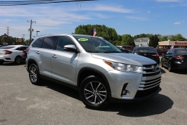 Used 2019  Toyota Highlander V6 FWD &lpar;Natl&rpar; at Auto Finance Center near Matthews&comma; NC