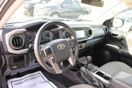 Used 2016  Toyota Tacoma 2WD Double Cab V6 AT &lpar;Natl&rpar; at Auto Finance Center near Matthews&comma; NC