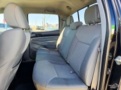 Used 2014  Toyota Tacoma 4WD Double Cab V6 &lpar;Natl&rpar; at Auto Finance Center near Matthews&comma; NC