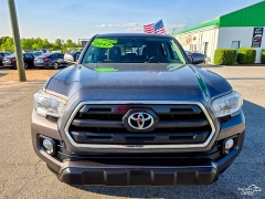 Used 2017  Toyota Tacoma Double Cab 6' Bed V6 4x2 AT &lpar;Natl&rpar; at Auto Finance Center near Matthews&comma; NC