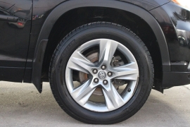 Used 2016  Toyota Highlander AWD 4dr V6 Limited (Natl) at Auto Finance Center near Matthews, NC