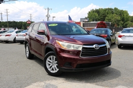 Used 2014 Toyota Highlander 4d SUV FWD LE at Auto Finance Center near Matthews, NC