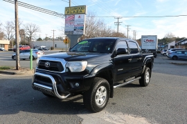 Used 2015  Toyota Tacoma 2WD Double Cab PreRunner V6 Short Bed at Auto Finance Center near Matthews, NC