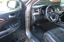 Used 2016  Toyota Highlander AWD 4dr V6 Limited &lpar;Natl&rpar; at Auto Finance Center near Matthews&comma; NC