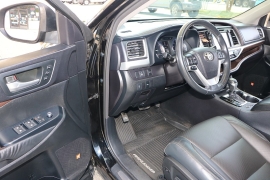 Used 2015  Toyota Highlander AWD 4dr V6 Limited &lpar;Natl&rpar; at Auto Finance Center near Matthews&comma; NC