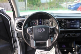 Used 2020  Toyota Tacoma 2WD Double Cab 5' Bed I4 AT &lpar;Natl&rpar; at Auto Finance Center near Matthews&comma; NC