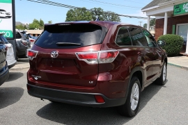 Used 2014 Toyota Highlander 4d SUV FWD LE at Auto Finance Center near Matthews, NC
