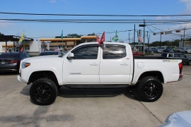 Used 2019  Toyota Tacoma 4WD Double Cab 5' Bed V6 &lpar;Natl&rpar; at Auto Finance Center near Matthews&comma; NC