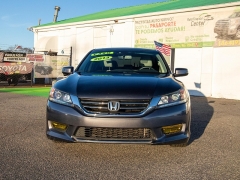 Used 2013  Honda Accord Sdn 4dr I4 CVT EX-L at Auto Finance Center near Matthews, NC