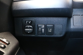 Used 2018  Toyota RAV4 LE FWD &lpar;Natl&rpar; at Auto Finance Center near Matthews&comma; NC