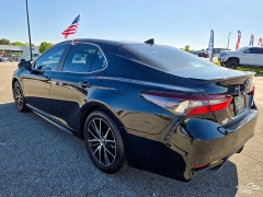 Used 2021  Toyota Camry SE Auto &lpar;Natl&rpar; at Auto Finance Center near Matthews&comma; NC
