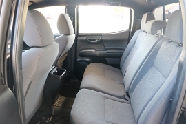 Used 2018  Toyota Tacoma Double Cab 5' Bed V6 4x4 &lpar;Natl&rpar; at Auto Finance Center near Matthews&comma; NC